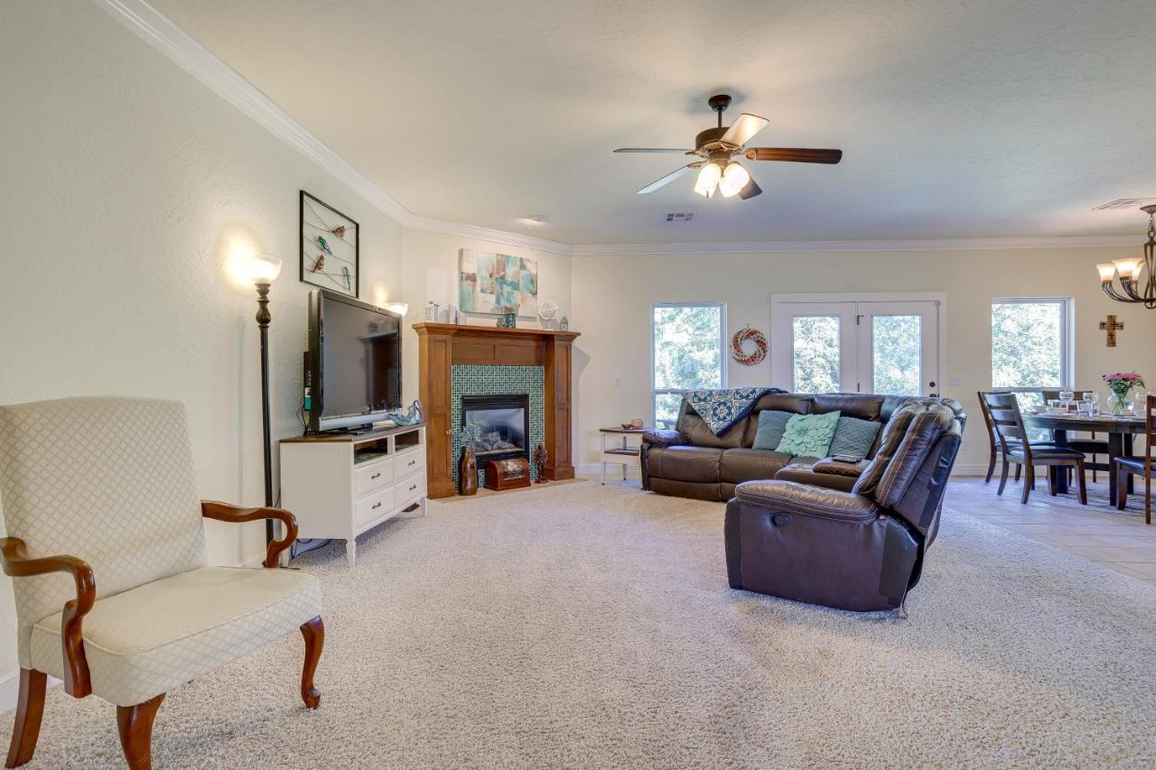 Quaint Noble Home 6 Mi To University Of Oklahoma! Norman Exterior foto